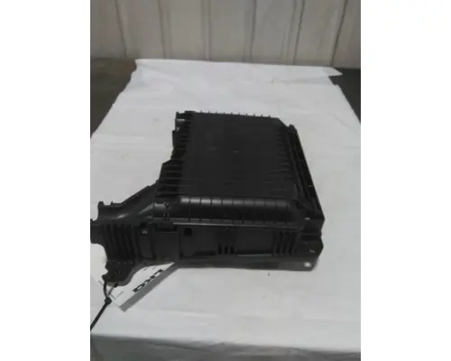 FREIGHTLINER CASCADIA 126 FUSE BOX