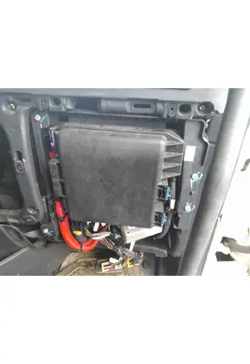 FREIGHTLINER CASCADIA 126 FUSE BOX