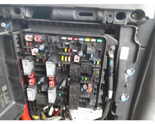 FREIGHTLINER CASCADIA 126 FUSE BOX
