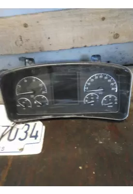 FREIGHTLINER CASCADIA 126 GAUGE CLUSTER