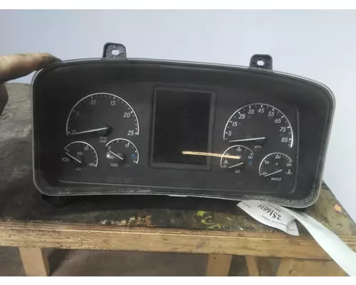 FREIGHTLINER CASCADIA 126 GAUGE CLUSTER