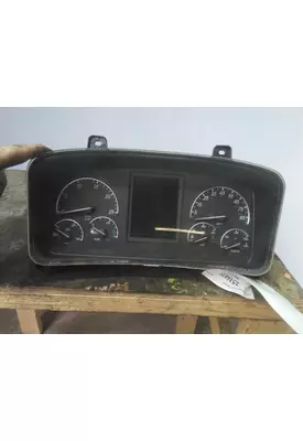 FREIGHTLINER CASCADIA 126 GAUGE CLUSTER