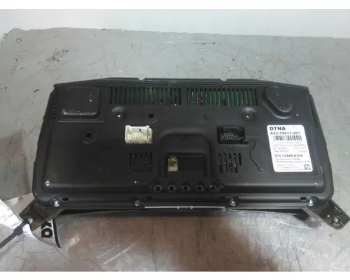 FREIGHTLINER CASCADIA 126 GAUGE CLUSTER