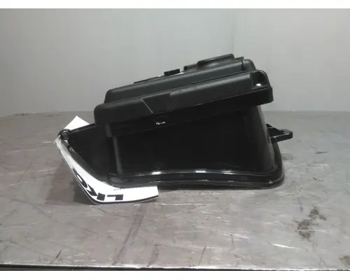 FREIGHTLINER CASCADIA 126 GAUGE CLUSTER