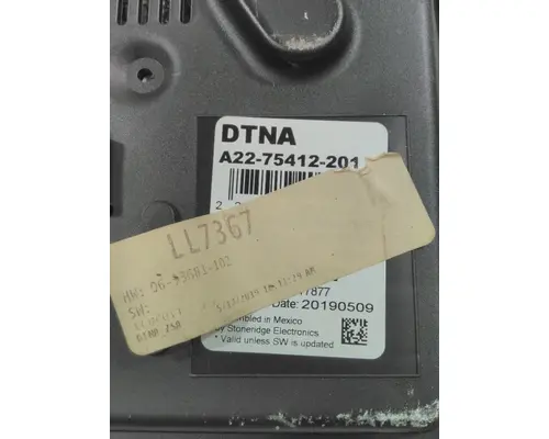 FREIGHTLINER CASCADIA 126 GAUGE CLUSTER