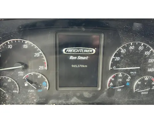 FREIGHTLINER CASCADIA 126 GAUGE CLUSTER