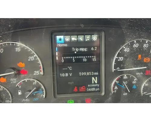 FREIGHTLINER CASCADIA 126 GAUGE CLUSTER