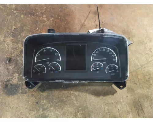 FREIGHTLINER CASCADIA 126 GAUGE CLUSTER