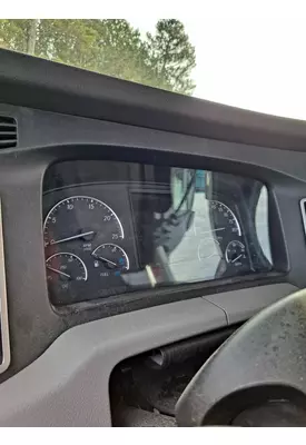 FREIGHTLINER CASCADIA 126 GAUGE CLUSTER