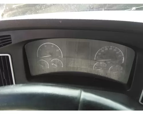 FREIGHTLINER CASCADIA 126 GAUGE CLUSTER