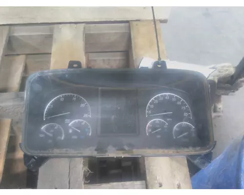 FREIGHTLINER CASCADIA 126 GAUGE CLUSTER