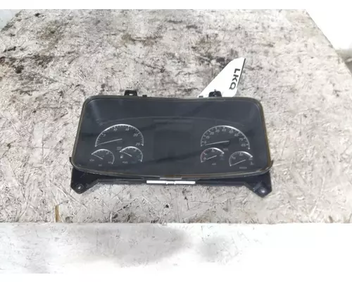 FREIGHTLINER CASCADIA 126 GAUGE CLUSTER