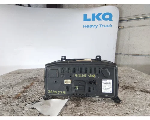 FREIGHTLINER CASCADIA 126 GAUGE CLUSTER