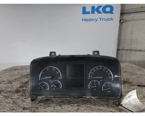 FREIGHTLINER CASCADIA 126 GAUGE CLUSTER