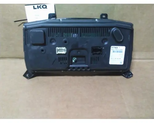 FREIGHTLINER CASCADIA 126 GAUGE CLUSTER