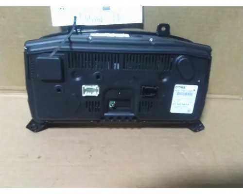 FREIGHTLINER CASCADIA 126 GAUGE CLUSTER