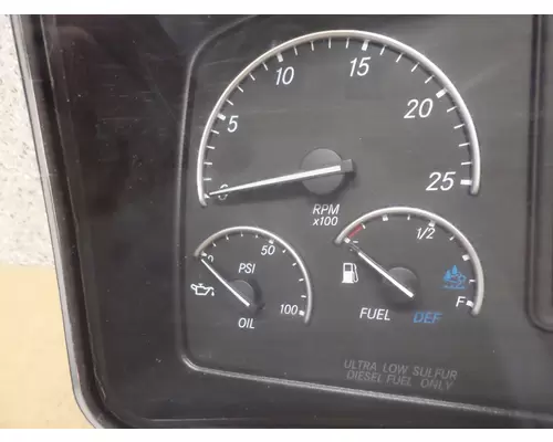 FREIGHTLINER CASCADIA 126 GAUGE CLUSTER