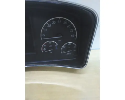 FREIGHTLINER CASCADIA 126 GAUGE CLUSTER