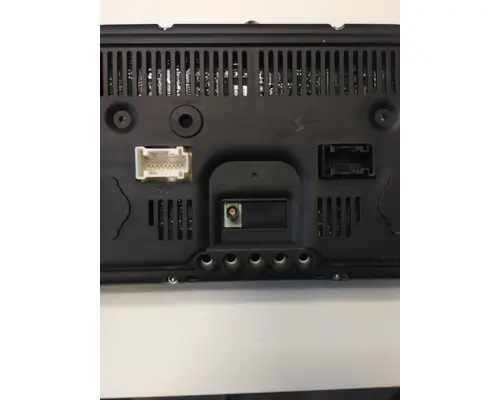 FREIGHTLINER CASCADIA 126 GAUGE CLUSTER