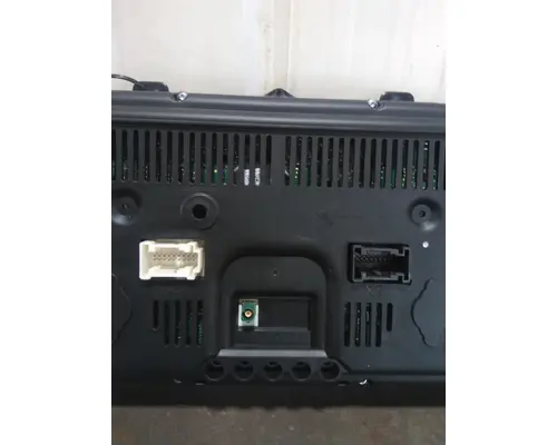 FREIGHTLINER CASCADIA 126 GAUGE CLUSTER