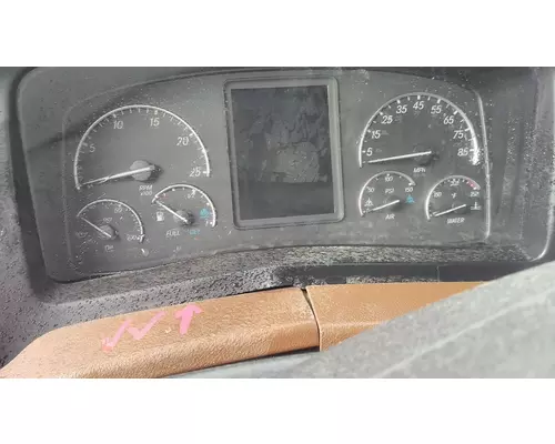 FREIGHTLINER CASCADIA 126 GAUGE CLUSTER