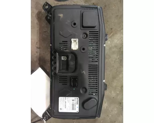 FREIGHTLINER CASCADIA 126 GAUGE CLUSTER