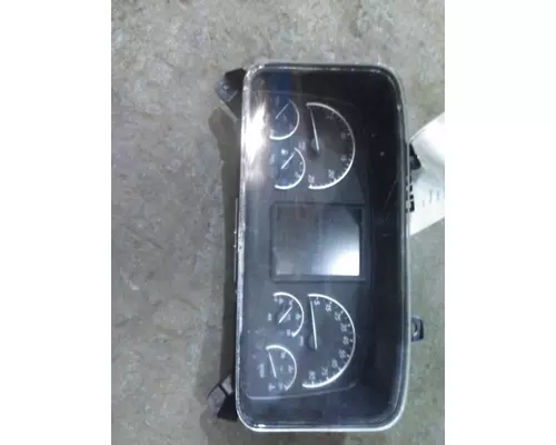 FREIGHTLINER CASCADIA 126 GAUGE CLUSTER