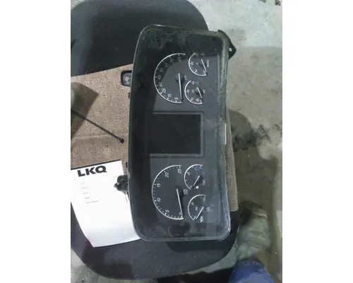 FREIGHTLINER CASCADIA 126 GAUGE CLUSTER