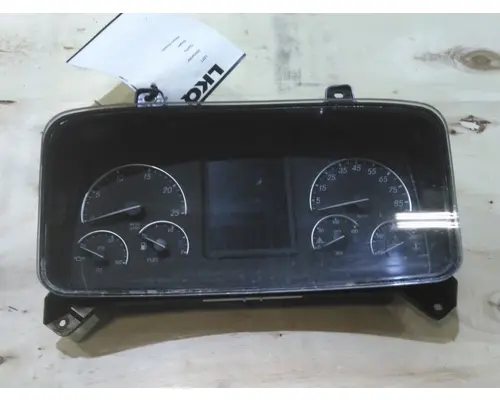 FREIGHTLINER CASCADIA 126 GAUGE CLUSTER