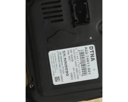 FREIGHTLINER CASCADIA 126 GAUGE CLUSTER