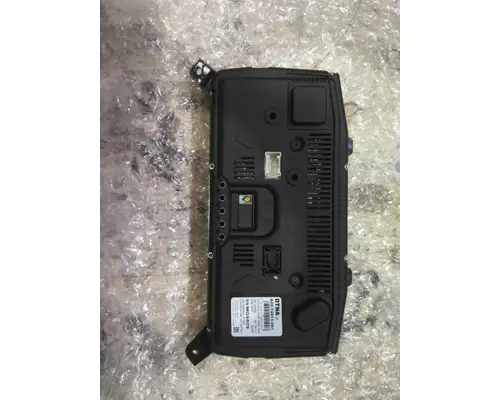 FREIGHTLINER CASCADIA 126 GAUGE CLUSTER