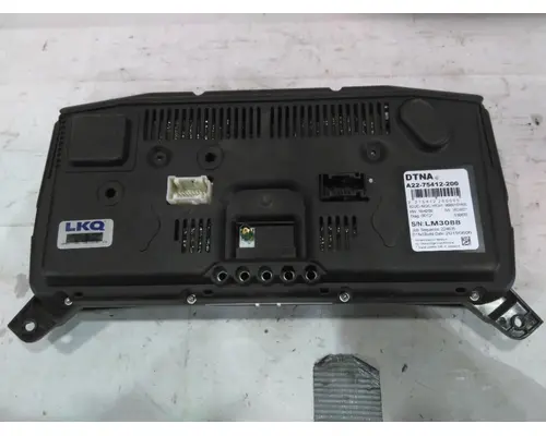 FREIGHTLINER CASCADIA 126 GAUGE CLUSTER
