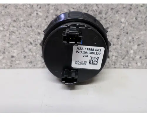 FREIGHTLINER CASCADIA 126 GAUGE TEMPERATURE