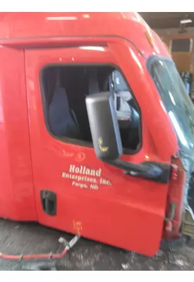 FREIGHTLINER CASCADIA 126 GLASS, DOOR, FRONT