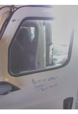 FREIGHTLINER CASCADIA 126 GLASS, DOOR, FRONT