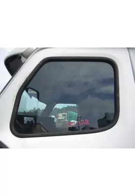 FREIGHTLINER CASCADIA 126 GLASS, DOOR, FRONT