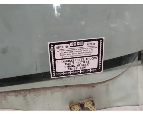 FREIGHTLINER CASCADIA 126 GLASS, DOOR, FRONT