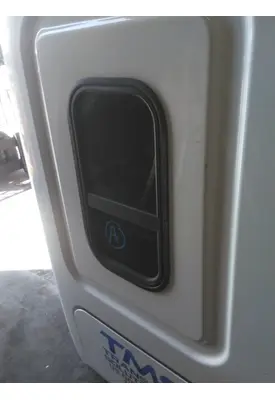 FREIGHTLINER CASCADIA 126 GLASS, SLEEPER