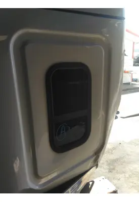 FREIGHTLINER CASCADIA 126 GLASS, SLEEPER