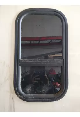 FREIGHTLINER CASCADIA 126 GLASS, SLEEPER