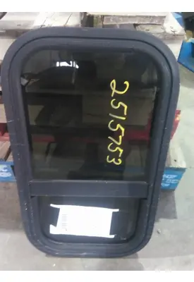 FREIGHTLINER CASCADIA 126 GLASS, SLEEPER