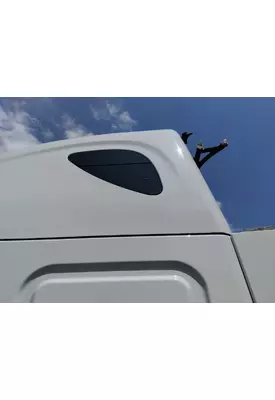 FREIGHTLINER CASCADIA 126 GLASS, SLEEPER