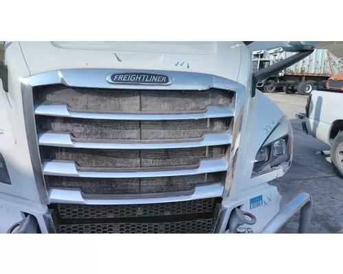 FREIGHTLINER CASCADIA 126 GRILLE