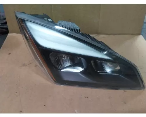 FREIGHTLINER CASCADIA 126 HEADLAMP ASSEMBLY