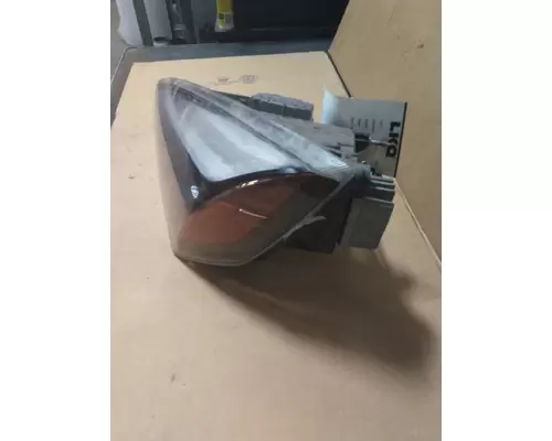 FREIGHTLINER CASCADIA 126 HEADLAMP ASSEMBLY