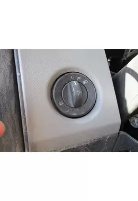 FREIGHTLINER CASCADIA 126 HEADLAMP SWITCH