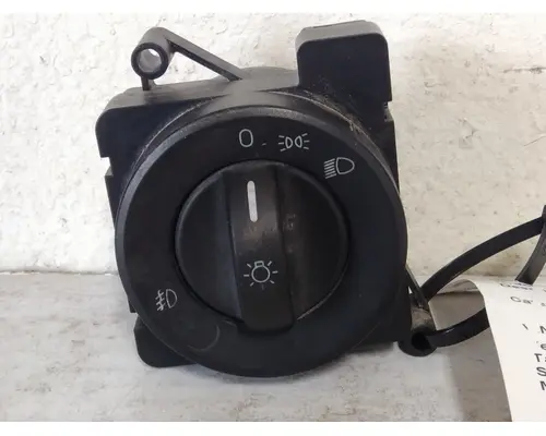 FREIGHTLINER CASCADIA 126 HEADLAMP SWITCH