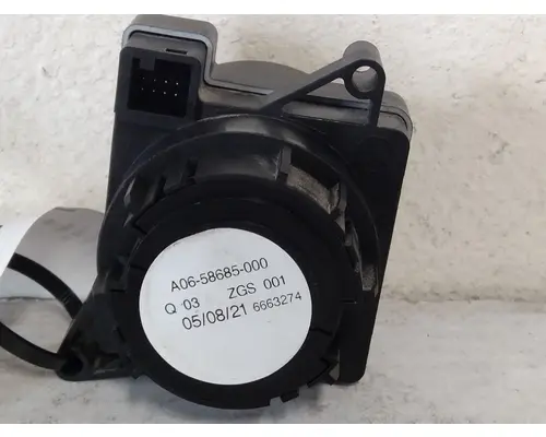FREIGHTLINER CASCADIA 126 HEADLAMP SWITCH