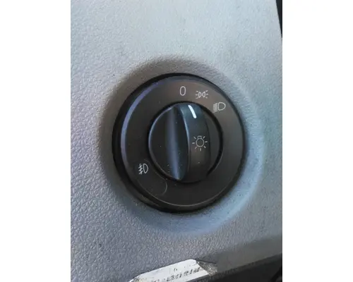 FREIGHTLINER CASCADIA 126 HEADLAMP SWITCH