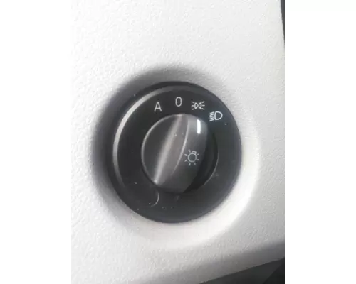 FREIGHTLINER CASCADIA 126 HEADLAMP SWITCH